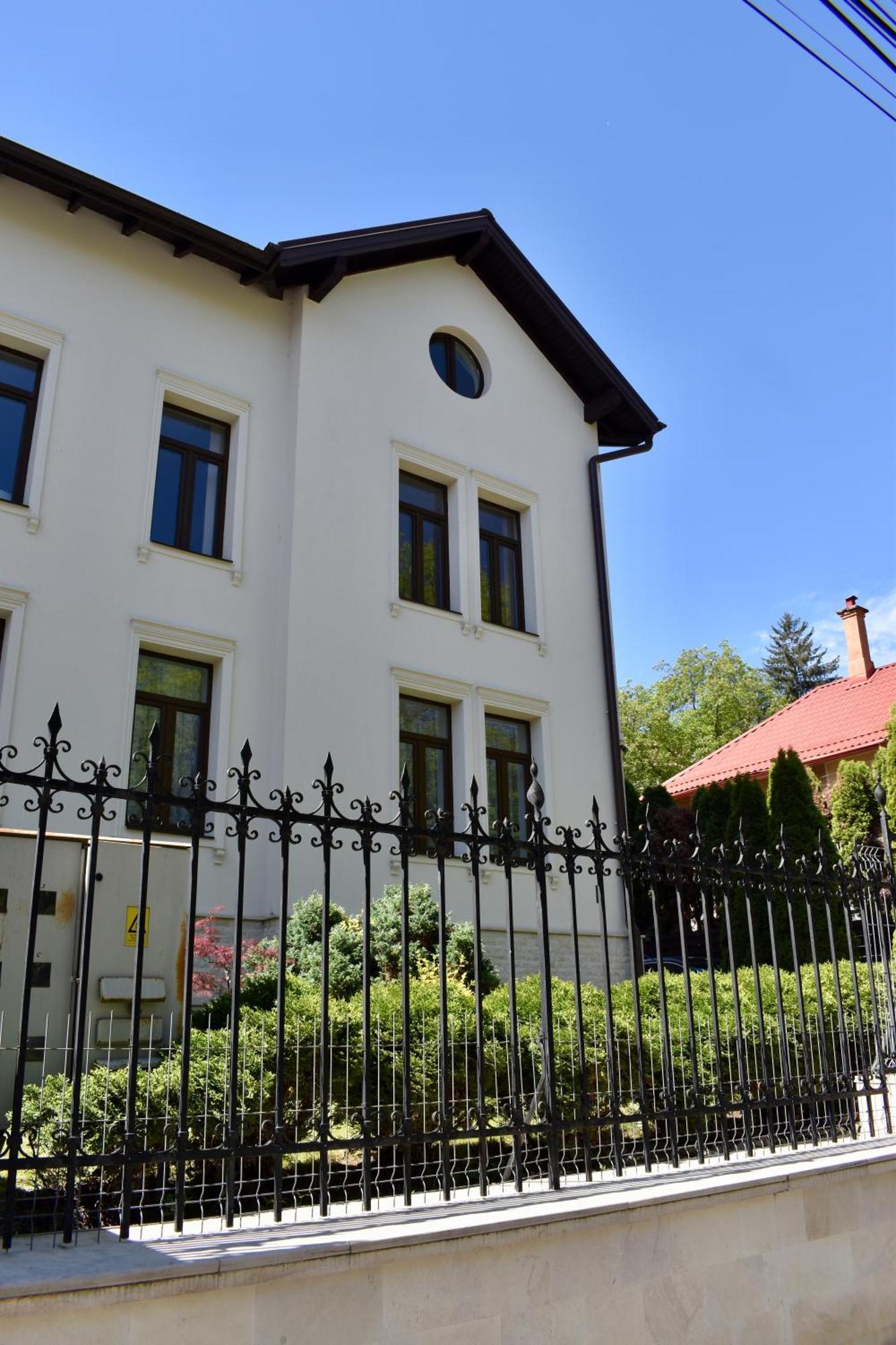 Enjoy Apartments - Spacious Retreat In Our Villa Kluž Exteriér fotografie